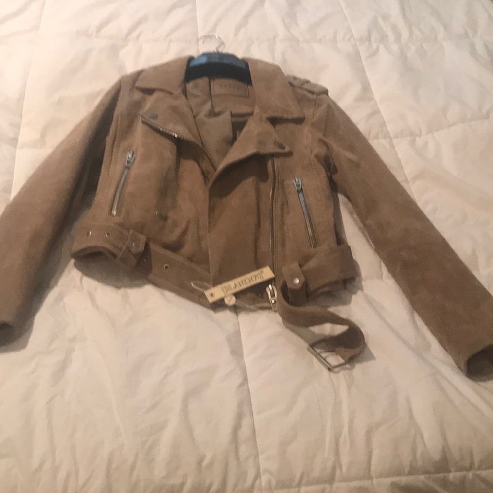 Blank NYC SUEDE MOTO JACKET in SAND